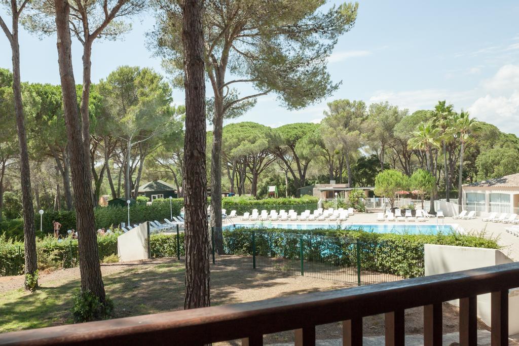 Residence Pierre & Vacances Valescure Сен-Рафаель Екстер'єр фото