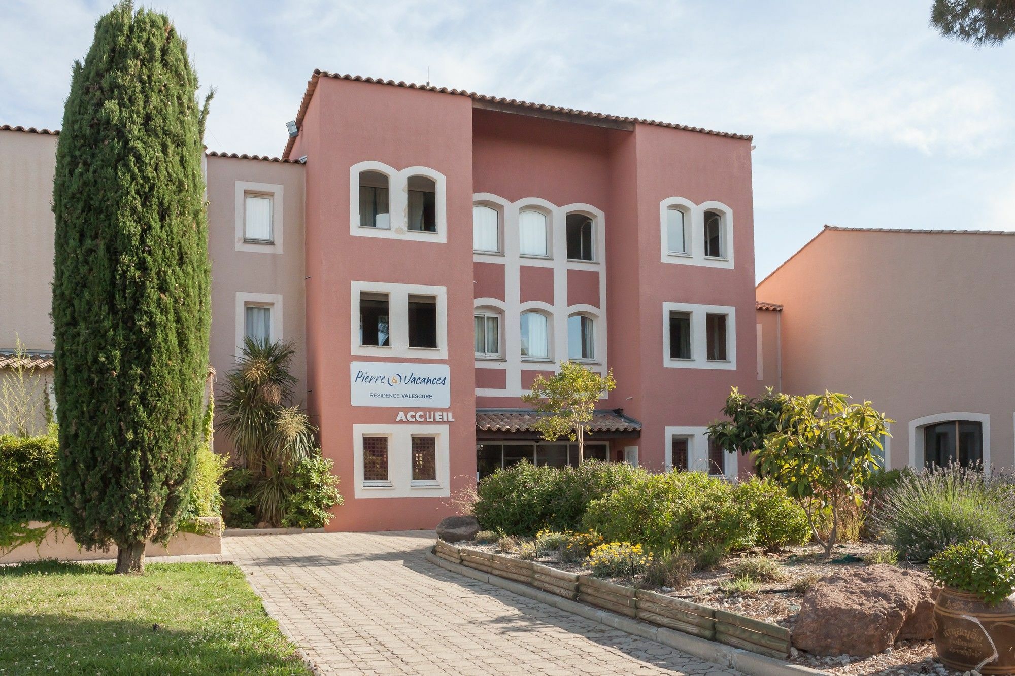 Residence Pierre & Vacances Valescure Сен-Рафаель Екстер'єр фото